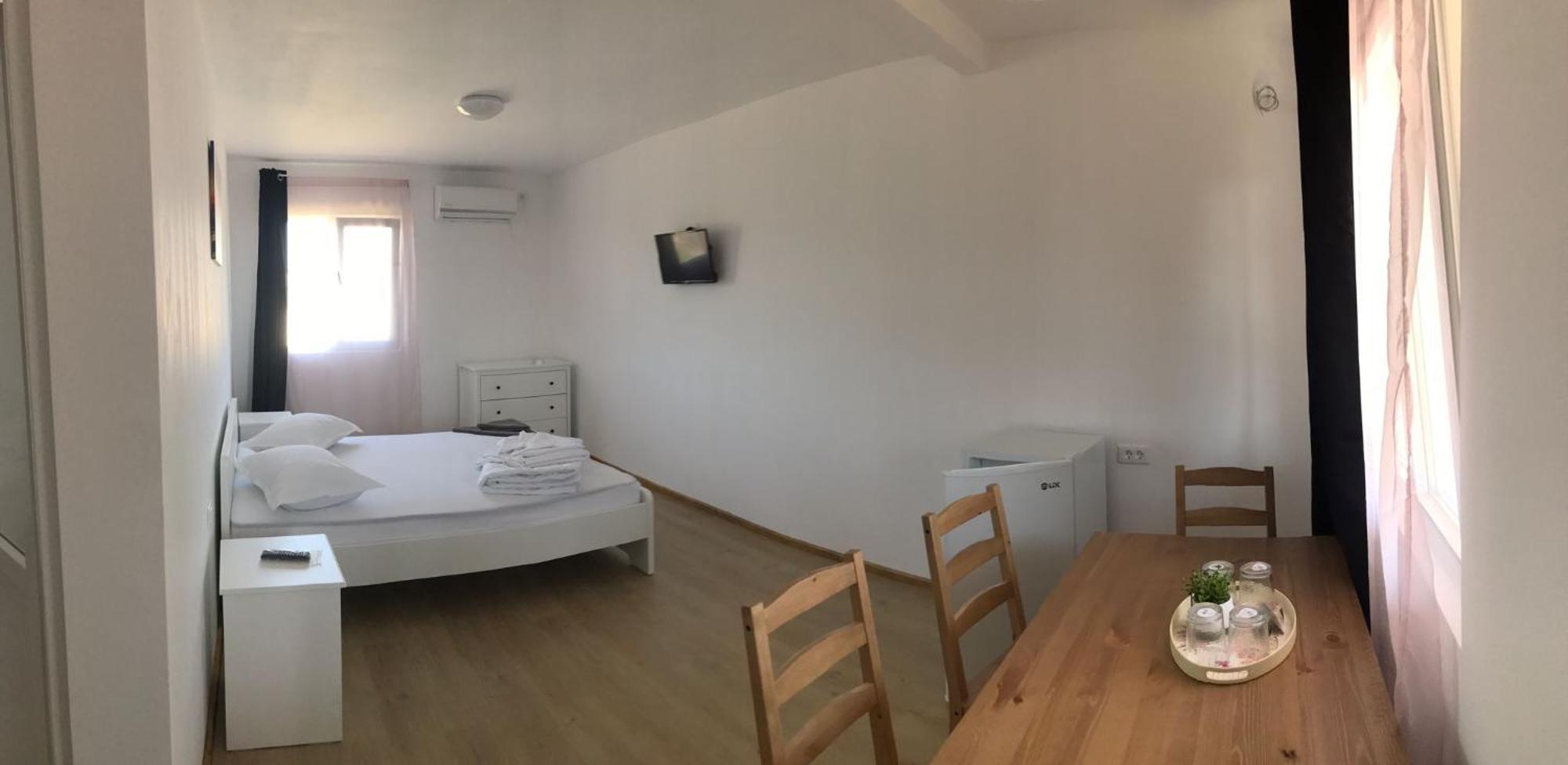 Casa Dada Aparthotel Două Mai Exteriör bild